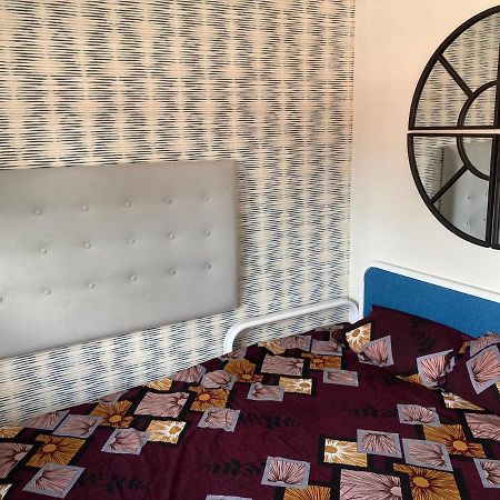 Chandra House Swindon Luaran gambar